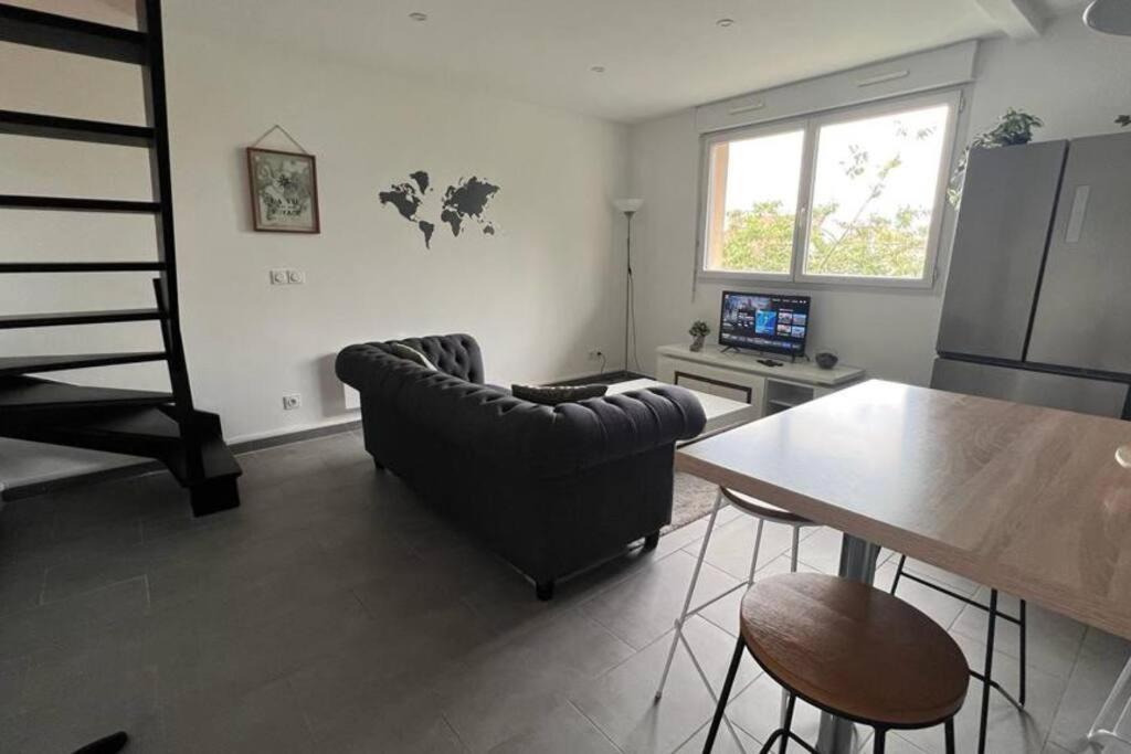 Magnifique Duplex Le Roi Avec Parking Apartment Choisy-le-Roi